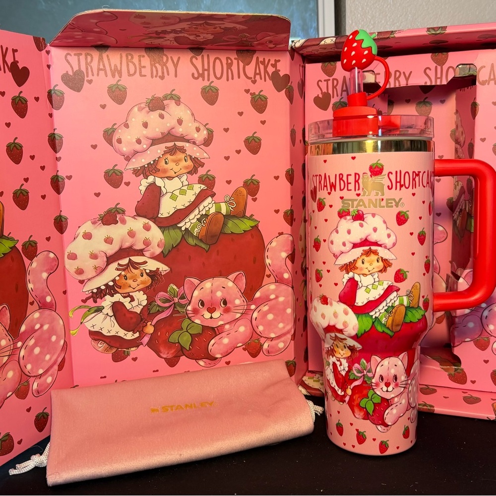 Stanley Pink Strawberry Shortcake Insulated Tumbler with Red Handle